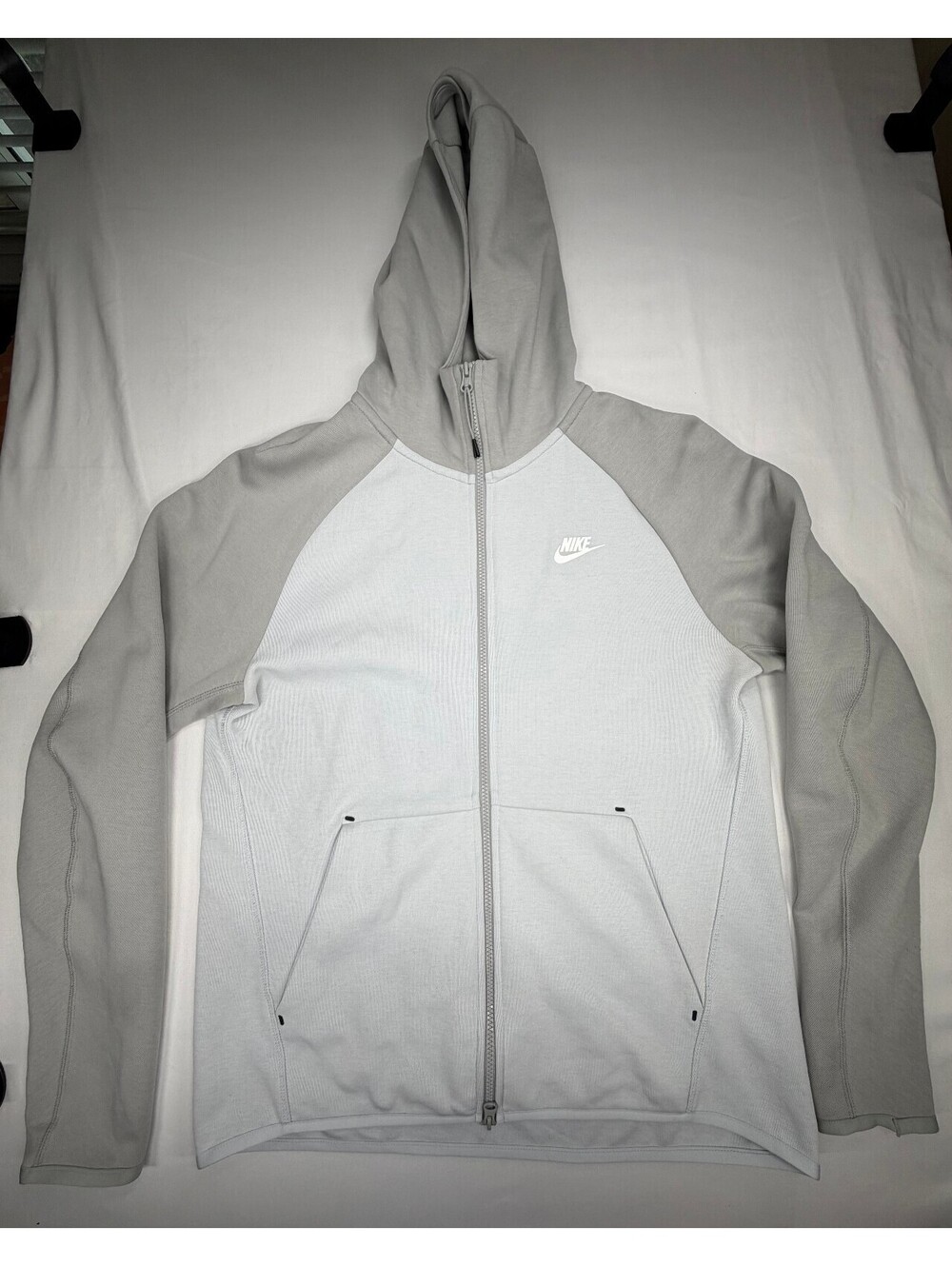 Nike Men's Tech Fleece Hoodie Full Zip Windrunner Sportswear Size Medium Grey